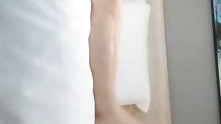 【69堂精品】【千人斩探花】，气质小姐姐，风情万种，健谈开朗，聊天调情好像情人相会，C罩杯美乳，猛男狂干娇喘连连