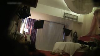 【69堂精品】名门夜宴偷拍系列旅游小姐模特黄x被摄影师套路偷拍