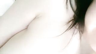 【69堂精品】气质长发妹子居家卫生间全裸自慰模粉红逼逼