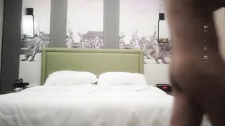 【69堂精品】黄先生约大奶少妇情趣网袜扣逼振动棒抽插01