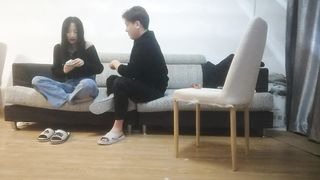 【69堂精品】21岁姐姐小伙抠逼爽得她浑身颤抖口交