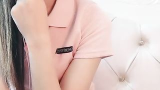 美女包臀裙黑丝美腿展示美足掰开粉穴特写01