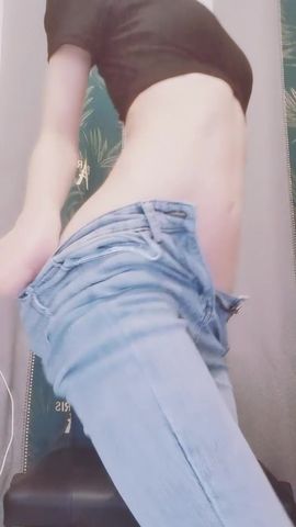 【69堂精品视频】健身宝贝跳艳舞诱惑跳蛋抽插小穴呻吟流水