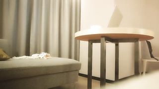 小薄探花花干草人妻尖叫呻吟打寒颤