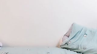 【69免费视频】糖糖蜜白嫩大美乳直播展示淫穴流水