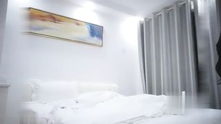 【69堂精品】薛总探花找了个老鸡泄泄火打桩高潮玩弄