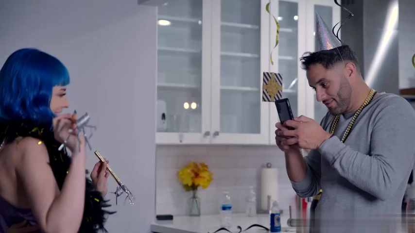 【69堂免费视频】继表弟你们两个都是喜欢深喉的嫩妹