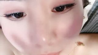 【69堂免费视频】9分女神好久没播归来舌吻舔屌口活一流