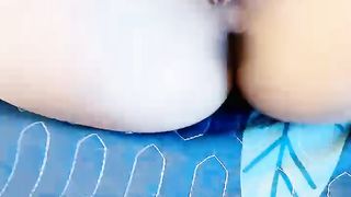 【69堂免费视频】给小哥舔起大鸡巴，激情上位爆草抽插浪叫不止自慰抠骚穴