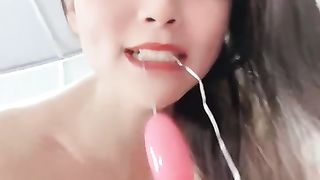 【69堂免费视频】后入爆操骚穴，大力撞击屁股，最后颜射一脸