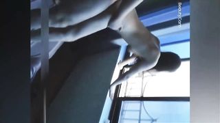 【69堂免费视频】广西卫校眼镜妹被继父肛交拳交！