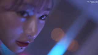 【69堂免费视频】我被一个快乐的荡妇激怒了，她在街上被传言并被狠狠地操了