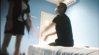 【69堂免费视频】【勾搭良家技师】偷拍重金买钟足疗会所人妻技师，带回酒店无套内射爽歪歪，干的心里美滋滋