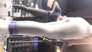 【69堂免费视频】【极品蜜桃臀】健身美女极品身材在众目睽睽之下自慰扣穴