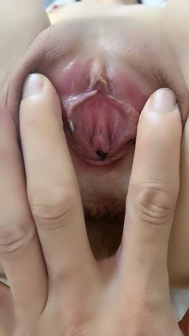 【69堂免费视频】被大哥蹂躏的极品小少妇，淫声荡语听狼友指挥调教