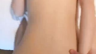 【69堂免费视频】隔着内裤摸骚穴，大奶乳推