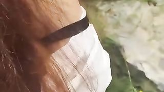 【69堂免费视频】大哥出门进货去了，我偷约嫂子来公园野战