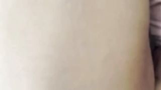 【69堂免费视频】灌醉强上女房东，在她婚床上内射【实拍露脸】