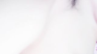 【69堂免费视频】扶吊美臀骑乘位，抽插爽的娇喘呻吟，小穴水嫩多汁