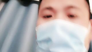 【69堂免费视频】模特甜美妹子下海和炮友JJ大秀，性感吊带撩起衣服露奶