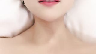 【69堂免费视频】淫荡小骚货车模！酒店炮友操逼！