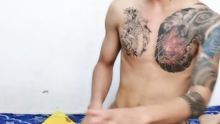 【69堂免费视频】巨乳妹子自拍流出