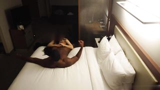 【69堂免费视频】【极品媚黑_重磅核弹】绿帽男找黑超大屌3P轮操娇俏美人妻_黑超猛男操完娇妻瘫痪忍不住再操_高清1080P原档无水印_ev