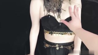 【69堂免费视频】异域风情的青春美少女骚b格外嫩