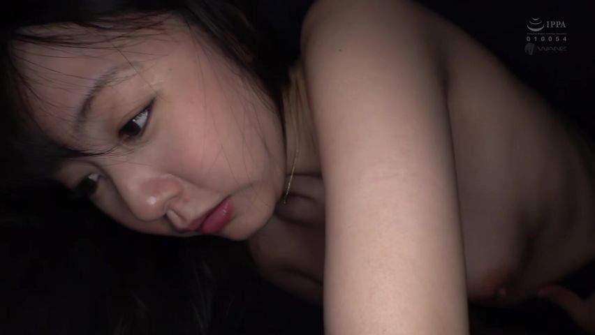 【69堂免费视频】皮肤白皙、人气超高的大学二年级生毛酱