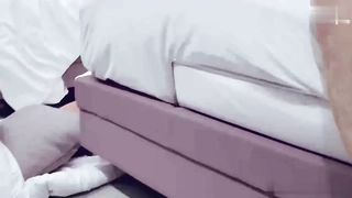 【69堂免费视频】柳叶腰熟女淫妻插的每一下都用力