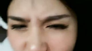 【69堂免费视频】红唇淫荡骚女小哥在玩游戏勾引诱惑，奶子摩擦喊爸爸JB多硬了，毛毛浓密掰穴跳蛋震动，翘起圆润屁股自己玩高潮