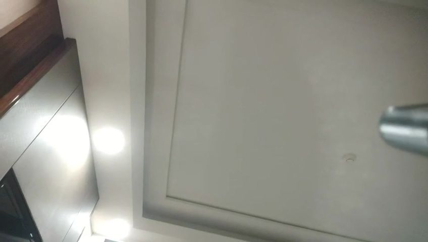 【69堂免费视频】肉感大奶骚女白色丝袜掏屌吸吮手指扣入肥穴