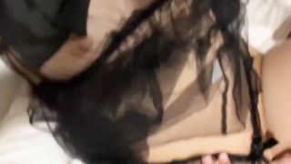 【69堂免费视频】先和女友口交在找朋友一起干她