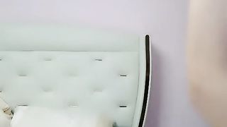 【69堂免费视频】极品尤物网红女神，黑丝美腿炮友操逼，骑乘位尽情扭腰，站立后入多毛骚逼，美女很是妖娆