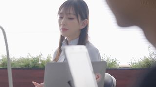 【69堂免费视频】背叛的内部NTR_Vagihara中出性爱每天在她丈夫旁边重复蒼山愛奈_1