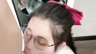 【69堂免费视频】后入JK眼镜少女