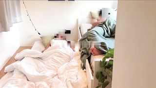 【69堂免费视频】在表弟家借宿发现表弟在看AV自慰只好用身体慰劳