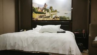 【69堂免费视频】外围场继续，极品大圈女神来袭，苗条风骚温柔如水，一颦一笑勾魂摄魄，极品佳人场必看