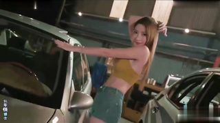 【69堂免费视频】柬埔寨网美皮皮：帮助乔治转大人