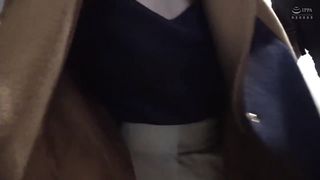 【69堂免费视频】拥有五个性朋友更是令人惊讶。她是一个绝色的美少女，