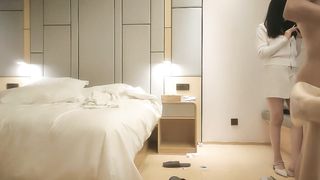 【69堂免费视频】高端车模场，极品女神一颦一笑魅惑性感，香艳刺激撸管佳作