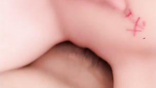 【69堂免费视频】双马尾小母狗挂着铃铛被主人牵着狗绳调教侵犯