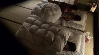 【69堂免费视频】但当她小心翼翼地攻击自己的乳头时2