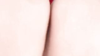 【69堂免费视频】性感小女友被我的大鸡巴所折服