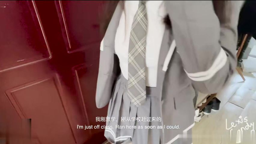 【69堂免费视频】剧情演绎，制服校花兼职钟点工，被大屌房主强上，对话刺激