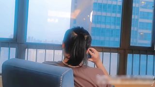 【69堂免费视频】替父还债的女儿性感黑丝美腿肩上扛爆操超嫩性感白虎穴顶宫灌精高潮浪叫