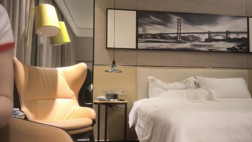 【69堂午夜视频】白衣牛仔短裤少妇啪啪，翘起屁股口交摸逼后入抽插猛操