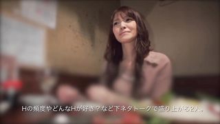 【69堂午夜视频】两个充满色情内容的超级母狗，比如操、潮吹、舔和射精！1