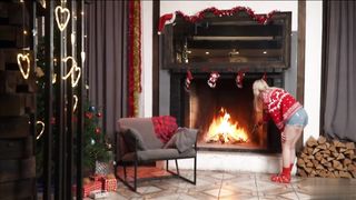 【69堂午夜视频】情趣内衣的骚逼送给我一份大礼_湿润的骚逼鲍鱼早已经迫不及待