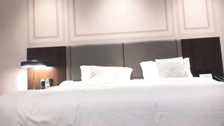 【69堂午夜视频】约酒店坐在腿上揉捏肉体舌吻_吸吮极品翘臀摩擦_鸡巴硬邦邦吧叽猛力深入狠插